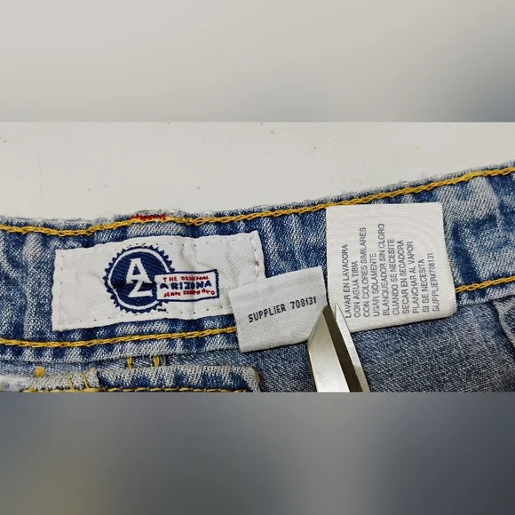 Y2K Arizona Denim Cargo Shorts Women Sz 9 High Rise Blue Jean Pockets N1 - Picture 9 of 9